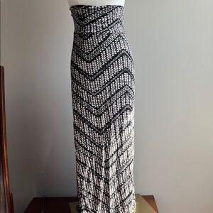 Living Doll Black and White Pleated Pencil Maxi Skirt